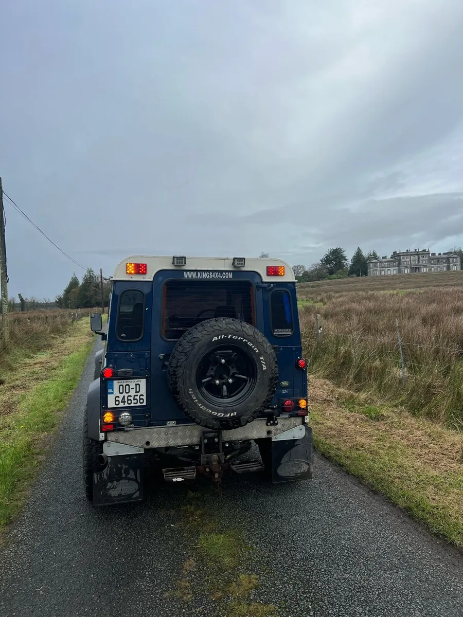 Defender 90 - Image 3