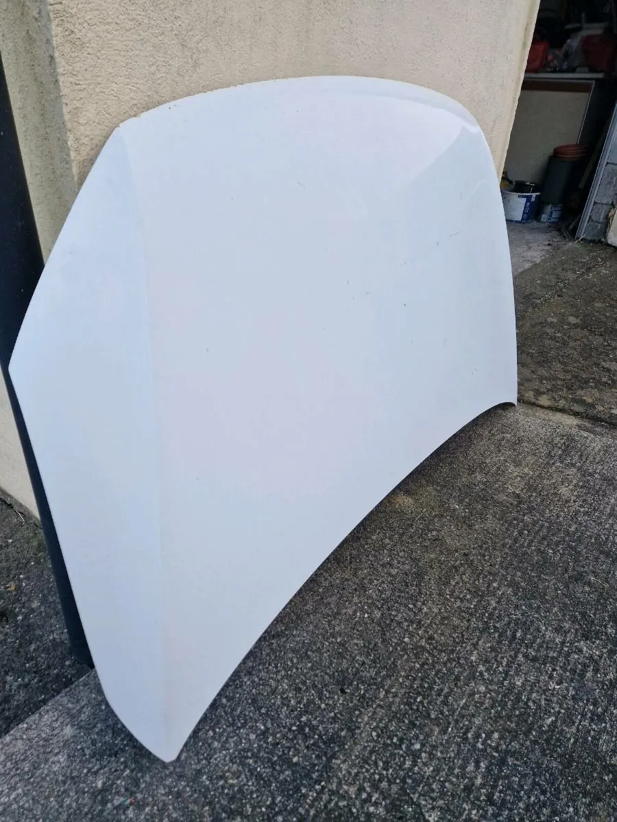 2018 VW Caddy MK 3 Bonnet White - Image 2