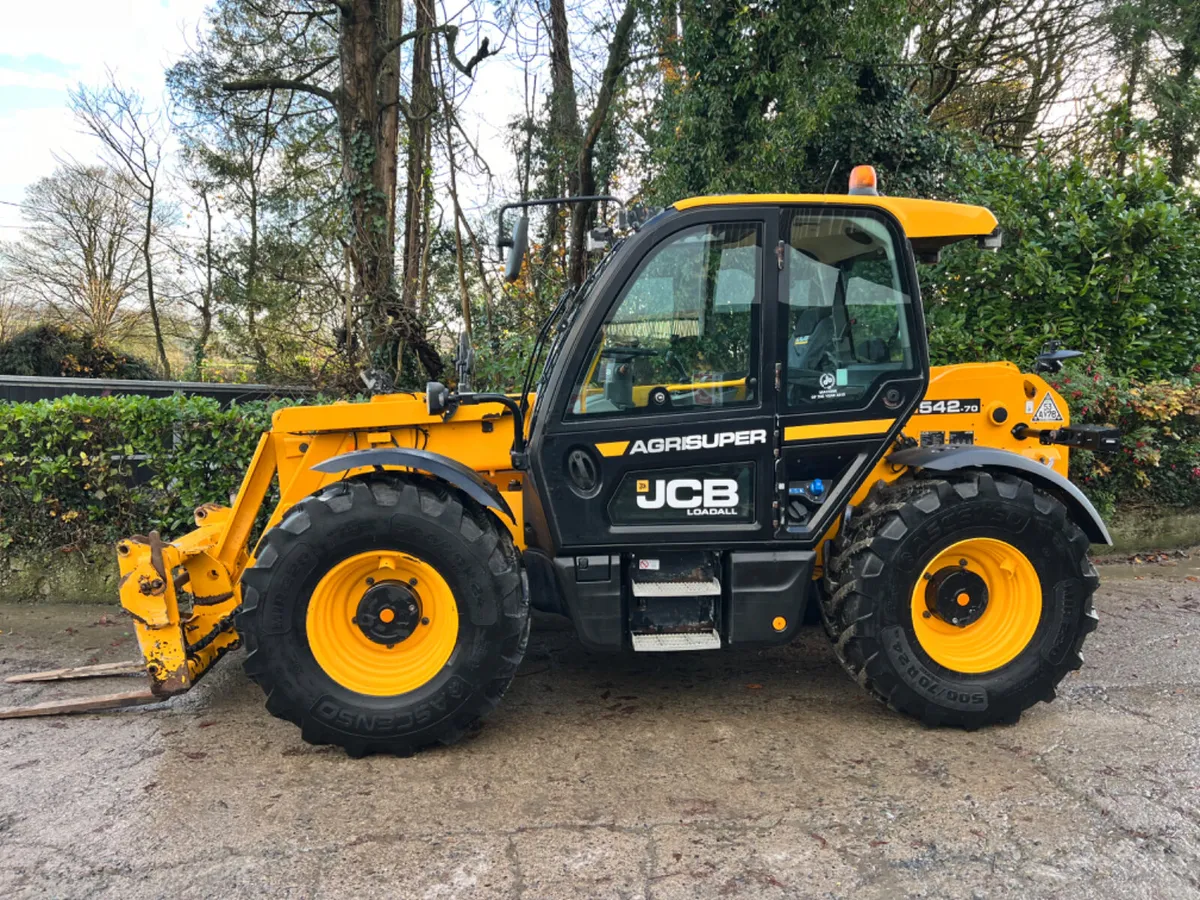 2020 JCB 542-70 Agri Super - Image 3