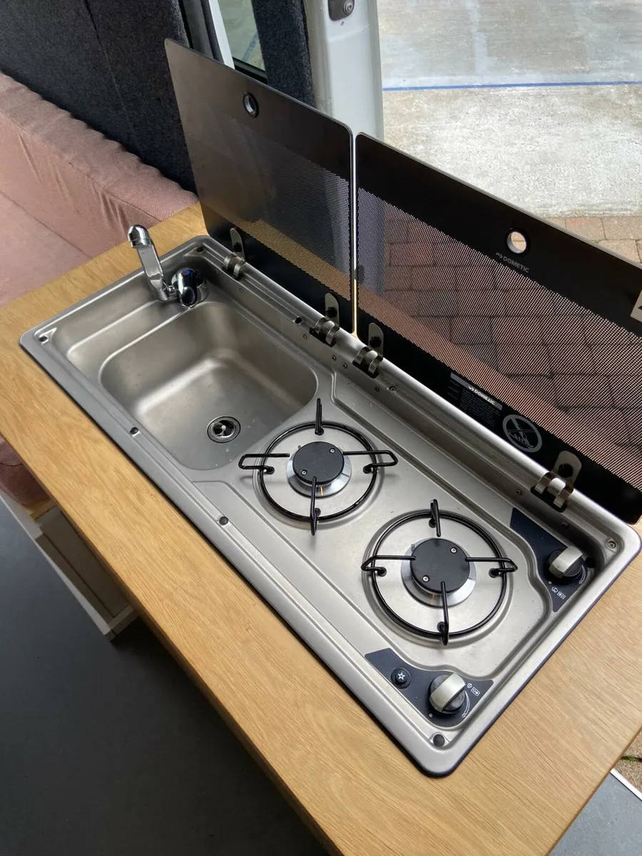 172 Campervan - Image 4