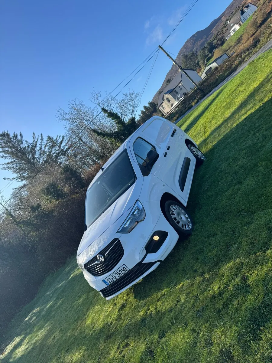 Vauxhall Combo Sportive LWB 3seats - Image 1