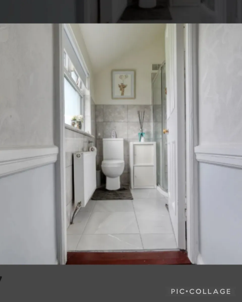 Detached 3 bed house for sale - Image 4