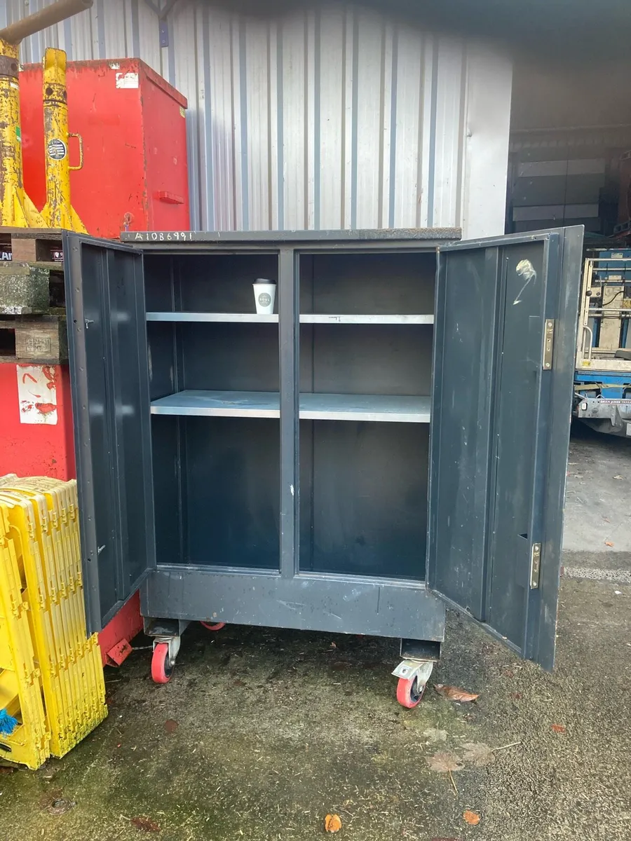 Armorgard storage chest - Image 3