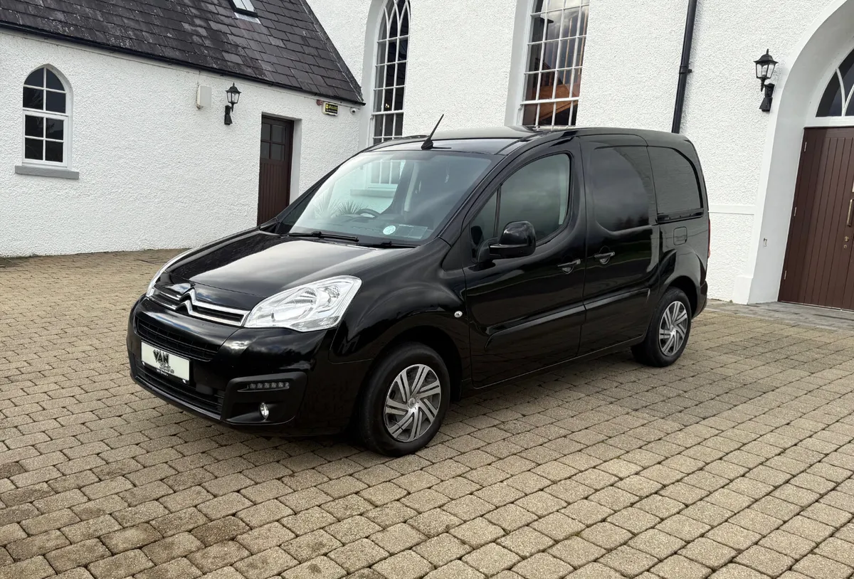 2017 Citroen Berlingo Enterprise ProLux 1.6BlueHdi - Image 3