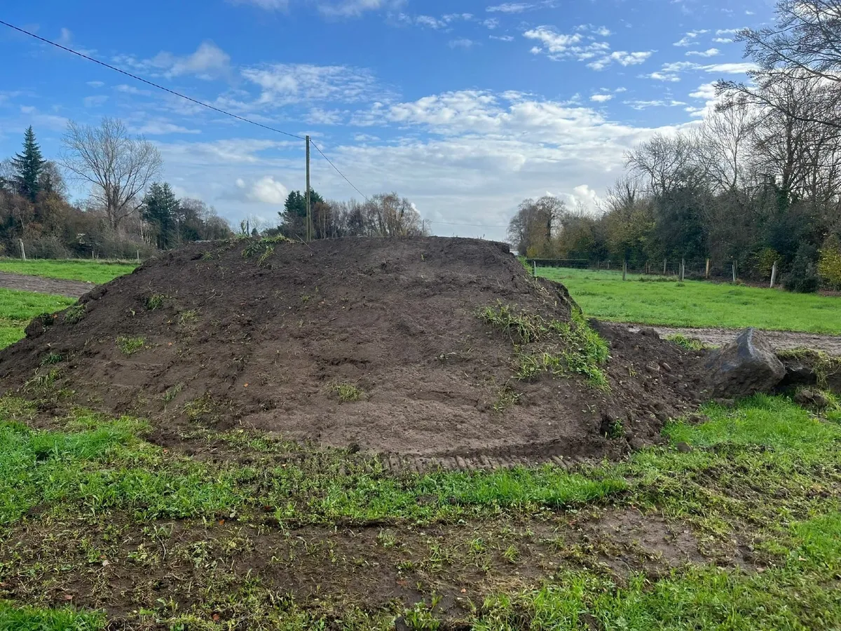 Topsoil For Sale OR Gravel Swap (25x20 tonne load) - Image 2