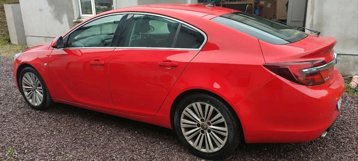 2017 Vauxhall Insignia 2.0L ECOFLEX TECH - Image 2