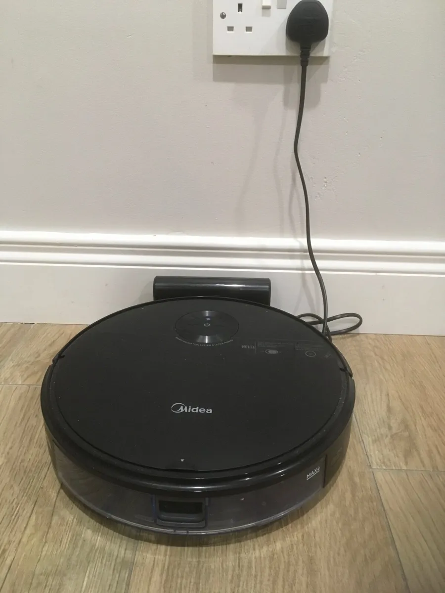 Midea i5c robot vacuum cleaner