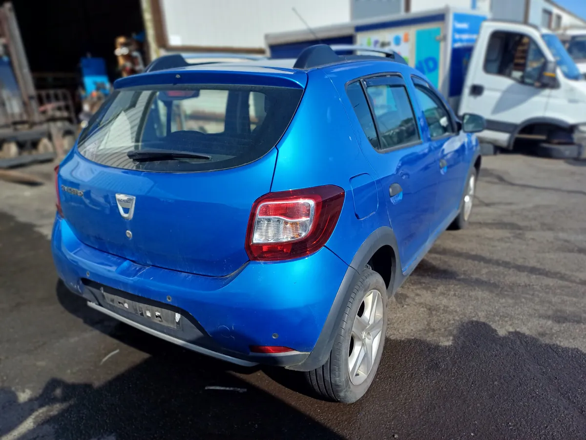 2016 DACIA SANDERO STEPWAY 1.5CDI 1.0PETROBREAKING - Image 4