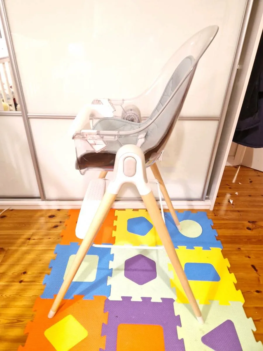Toddlers High Chair - Image 4