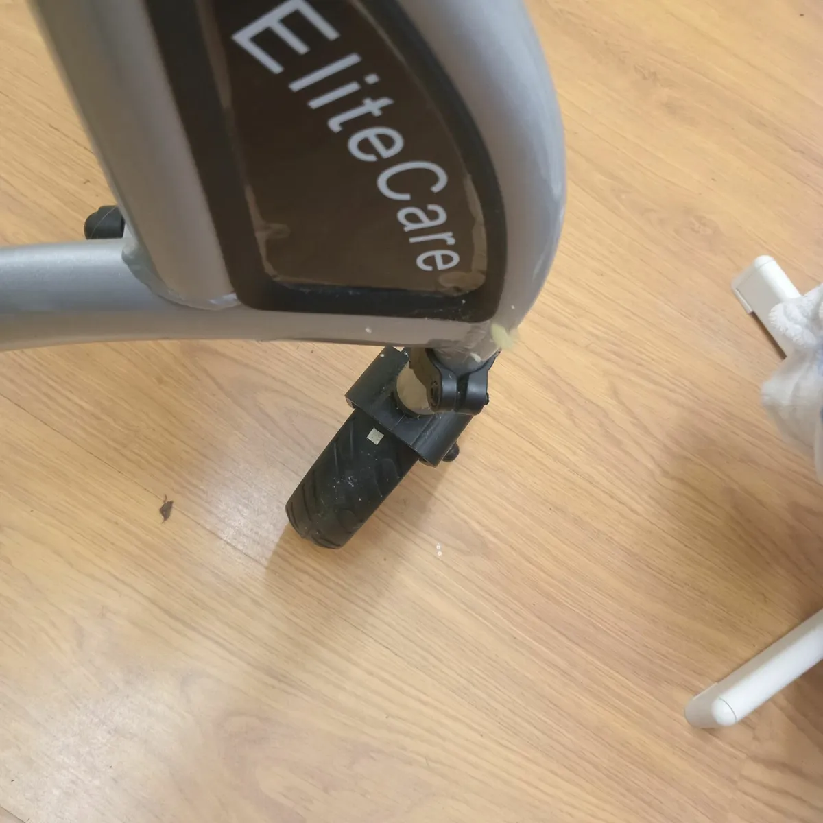 Walking Aid - Image 3