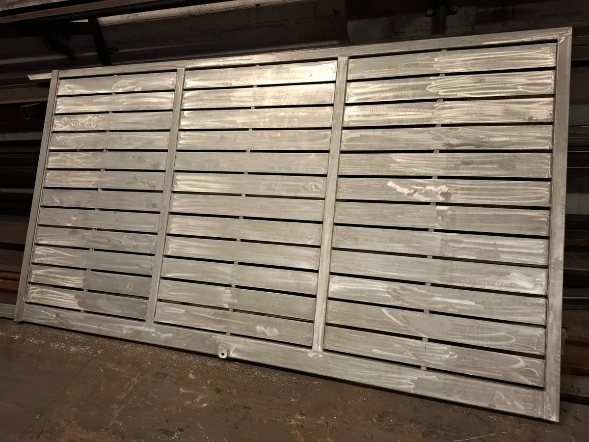 Sliding gate - Image 1