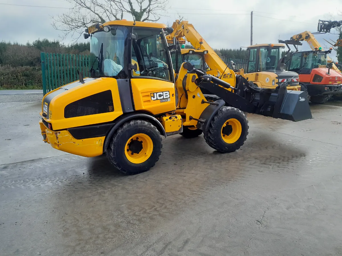 JCB 406 2021 (18052) - Image 1
