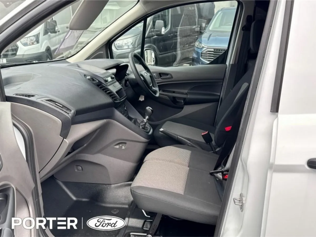 Ford Transit Connect **DEMO MEGA SALE** *3 SEATER* - Image 4