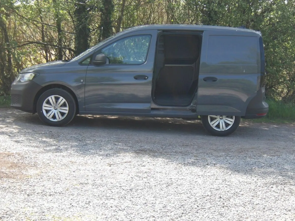 Volkswagen Caddy CADDY TDI 102HP M6F - Image 3