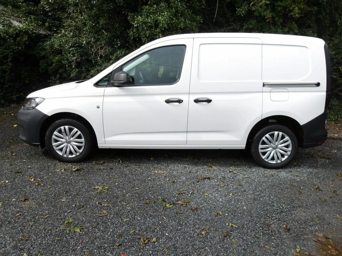 Volkswagen Caddy CADDY CARGO TDI  M6F 5DR - Image 1