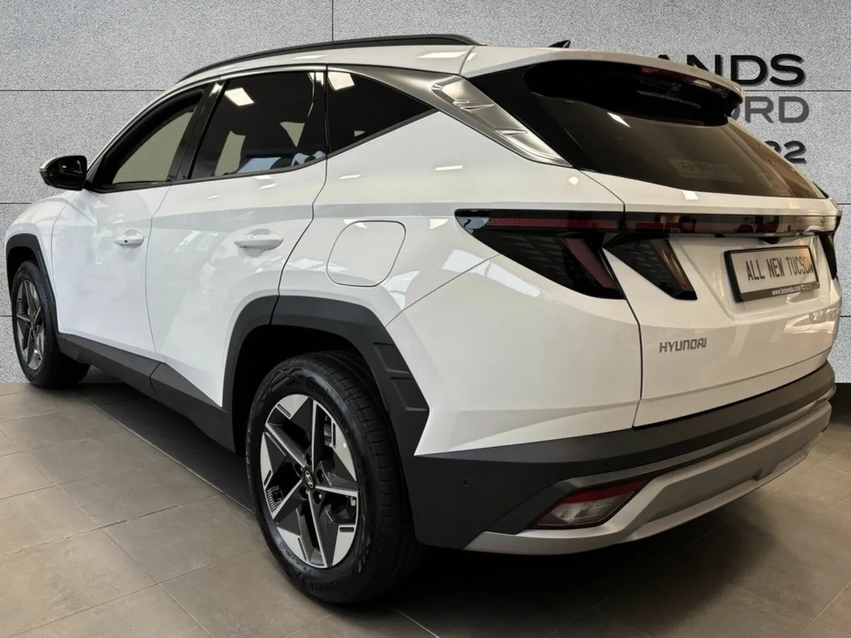 Hyundai Tucson Tucson Comfor Plus Commercial from - Image 2