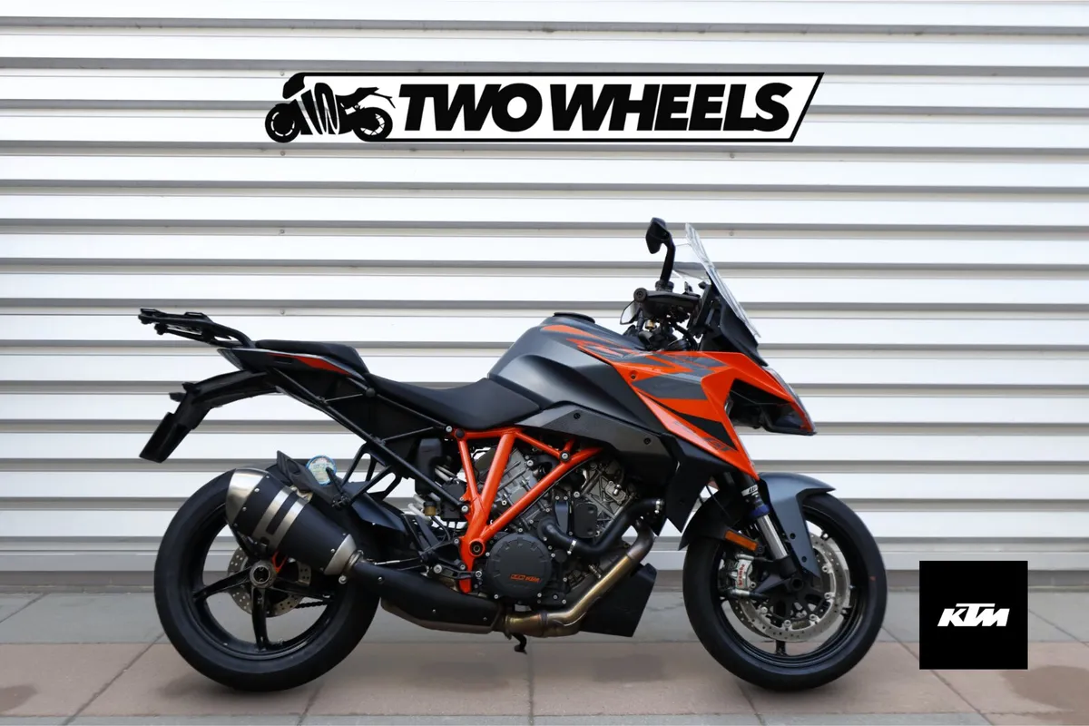 KTM 1290 SuperDuke GT - Image 1