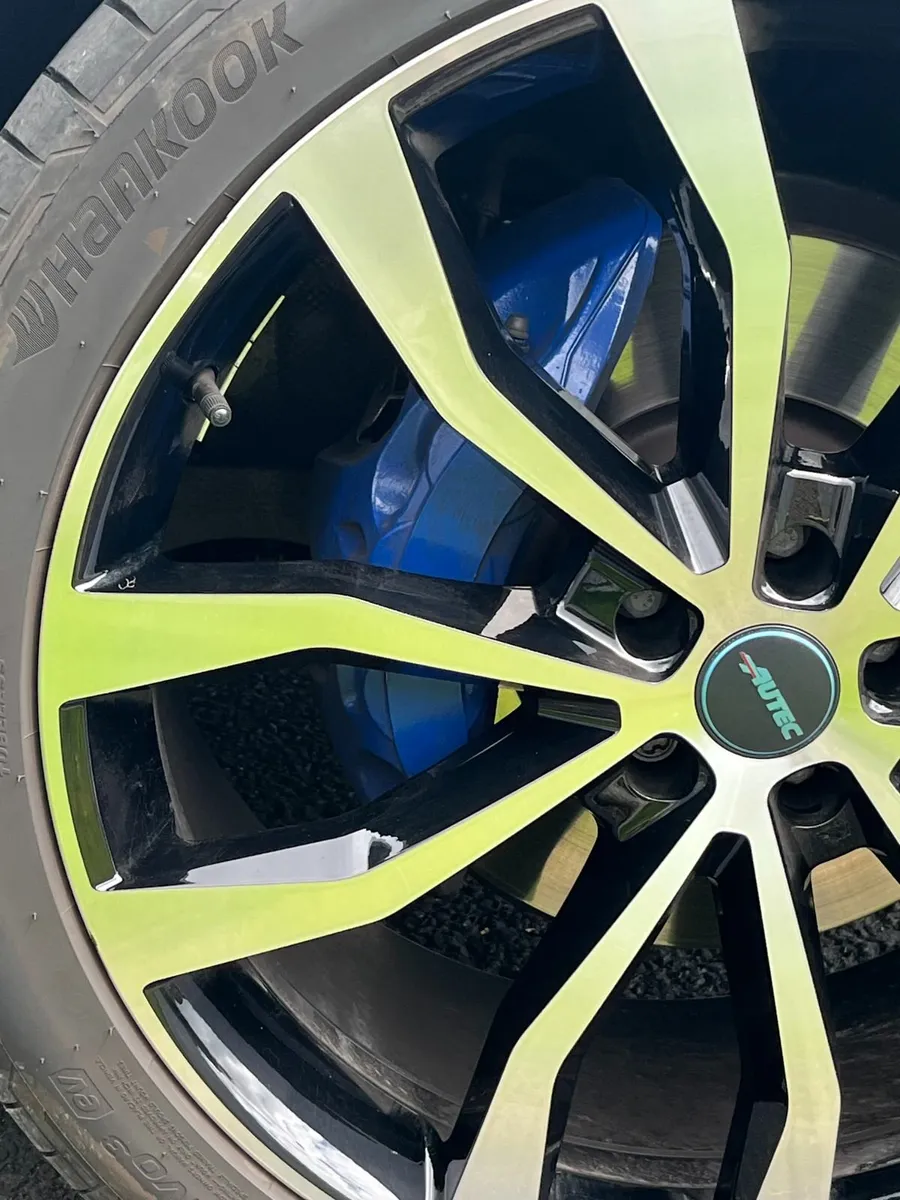 22inch Alloy Wheels - Image 1