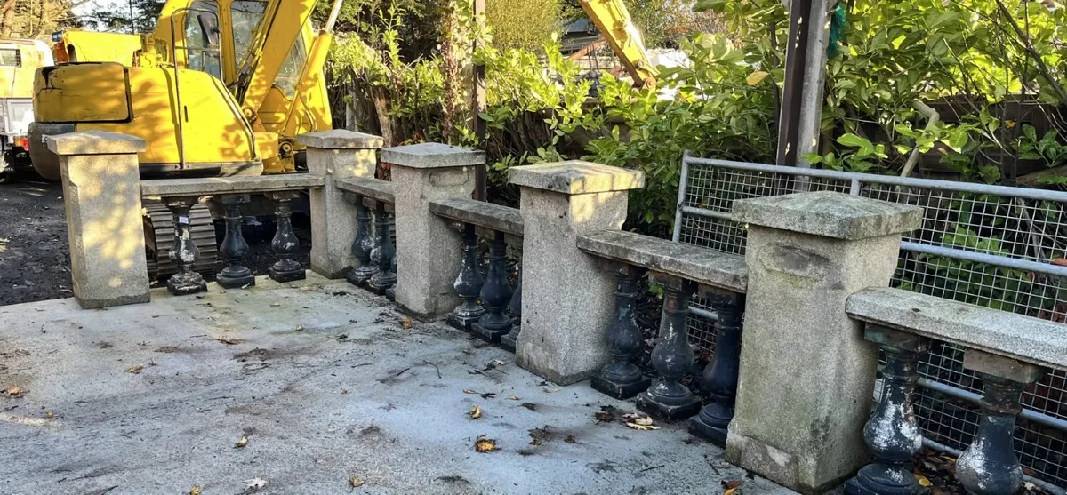 Granite walling and cast balusters - Image 2