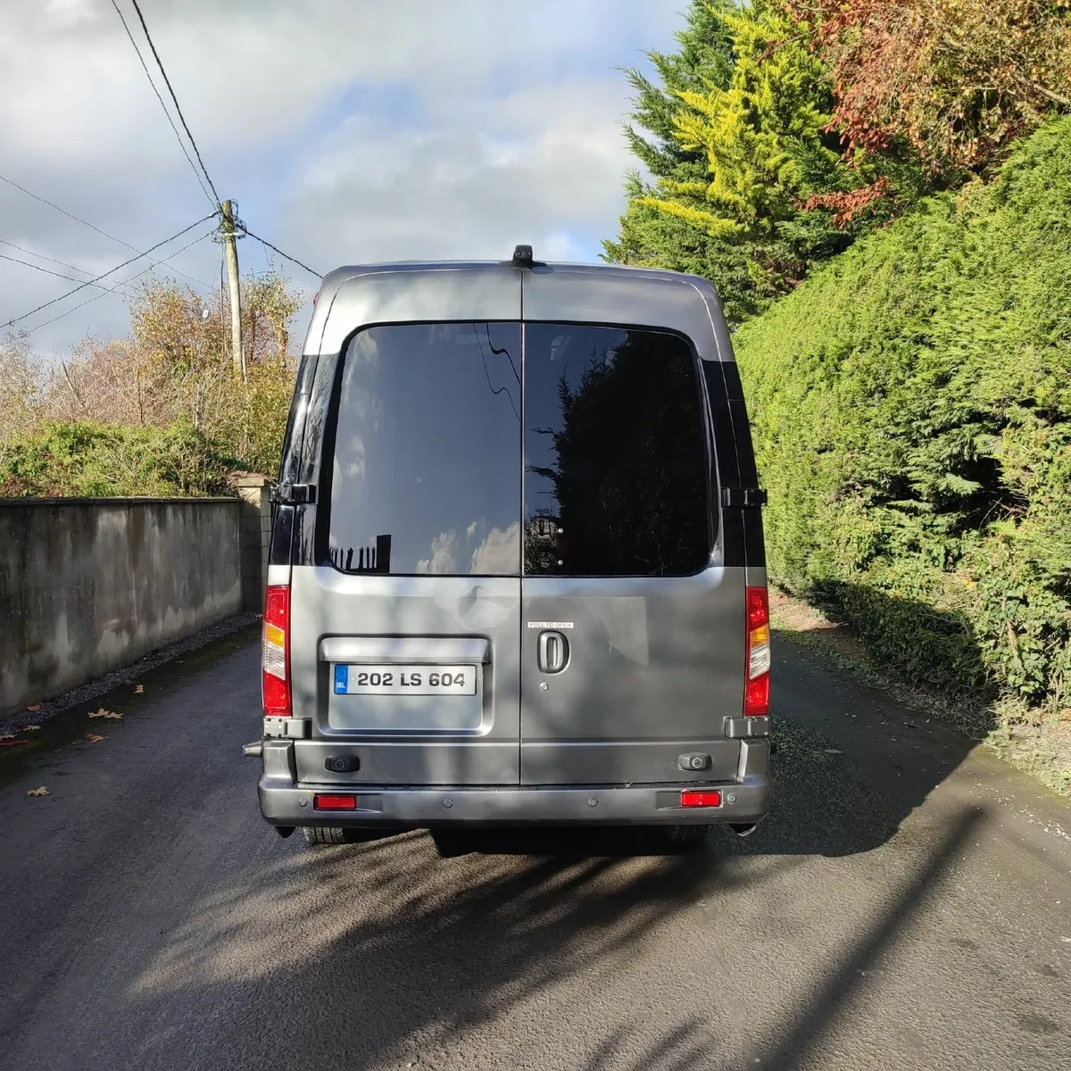 LDV V80 2020 Minibus (17 Seats, 16 Passengers) - Image 4