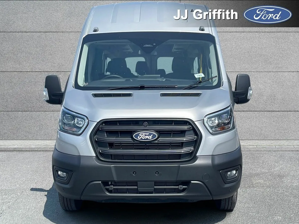 Ford Transit Minibus BUS TRE 460E 2.0L EB HD 165PS - Image 4