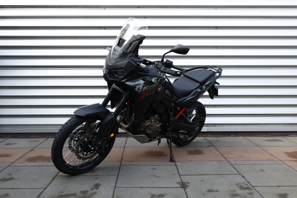 HONDA CRF1100 Africa Twin D3 *Ex Demo* - Image 2