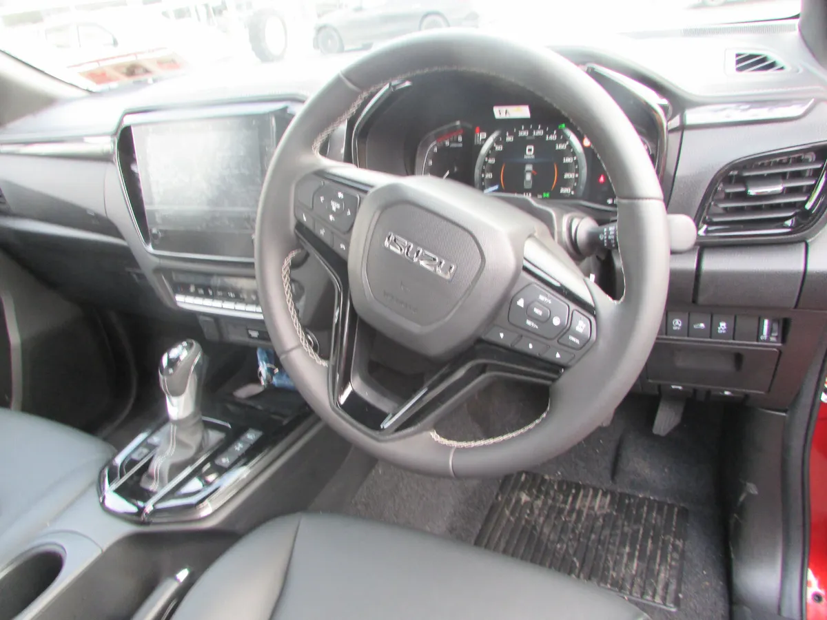 NEW ISUZU DMAX - Image 3