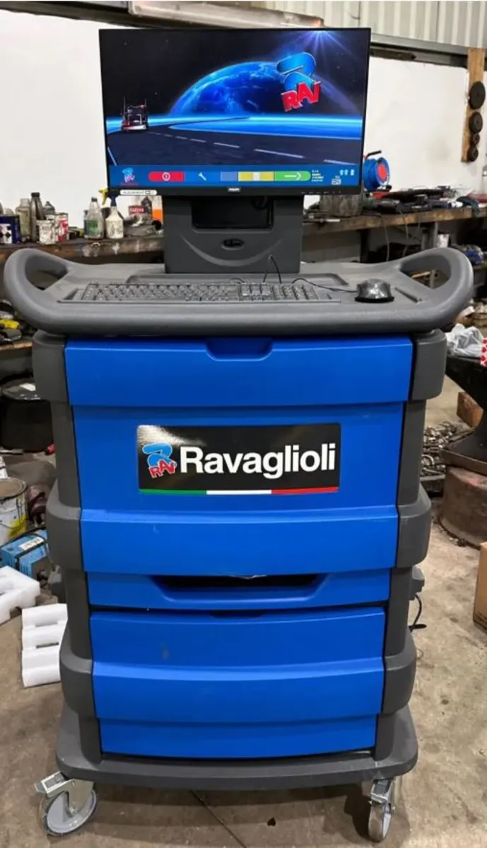 Rav HGV Truck Wheel Alignment 8CCD System Portable - Image 4