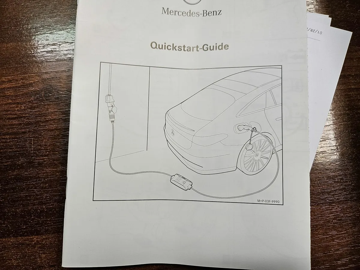 Mercedes benz genuine car charger - Image 2