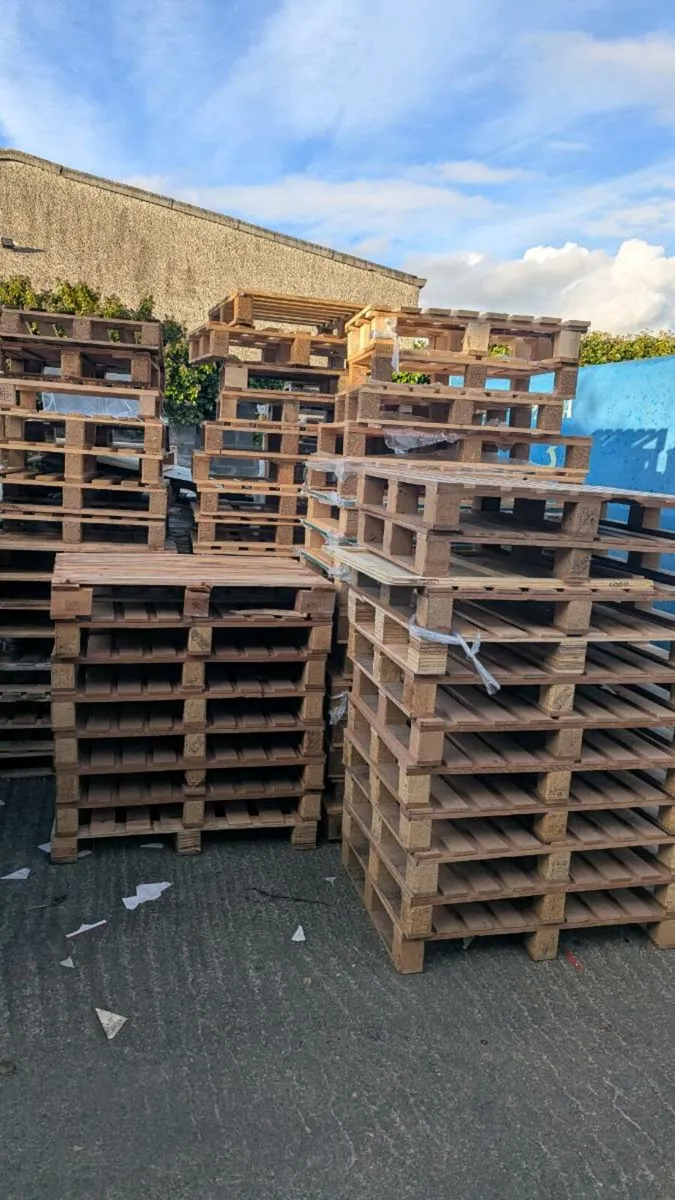 Pallets Timber Wooden pallets - Image 1