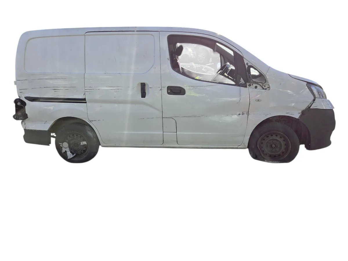 2016 NISSAN NV200 For Breaking/Dismantling - Image 2