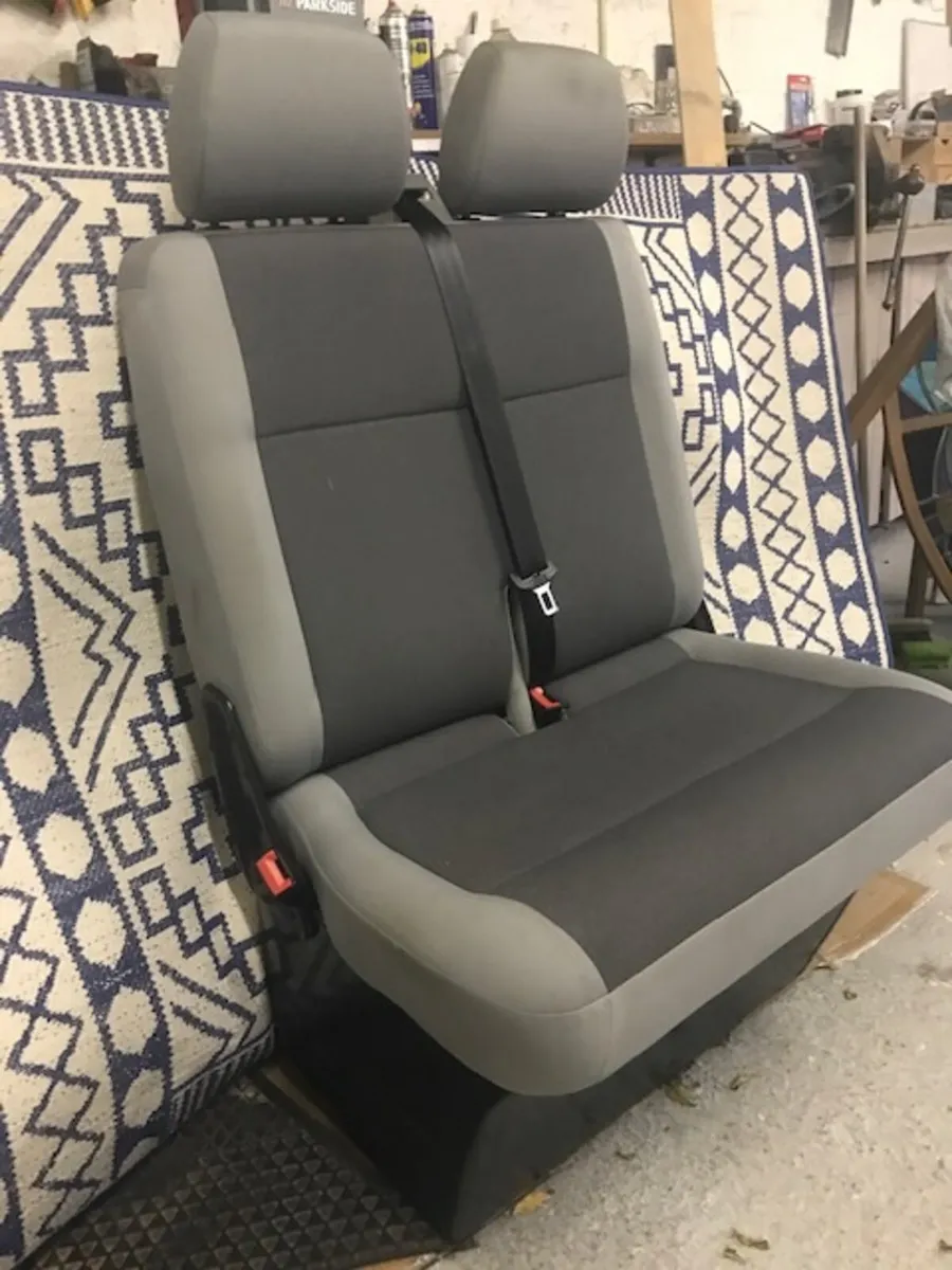VW  Transporter double seat 2015 - Image 3