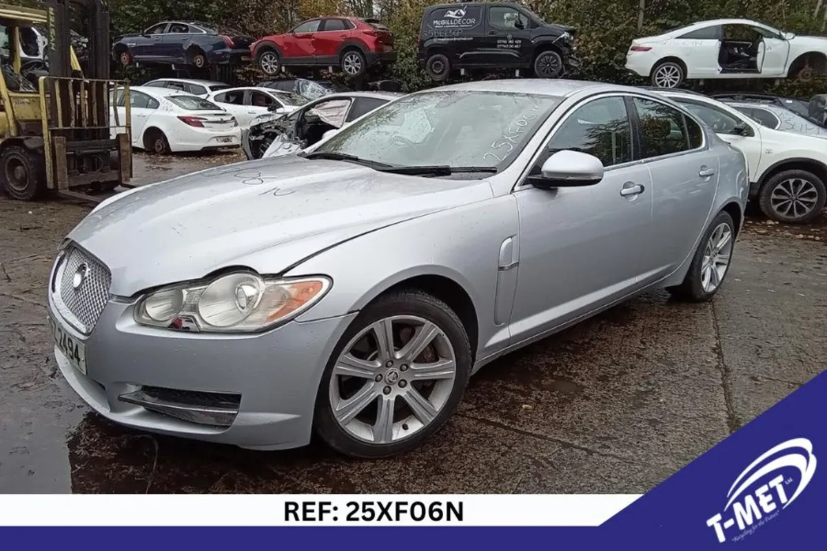 2009 JAGUAR XF BREAKING FOR PARTS - Image 2
