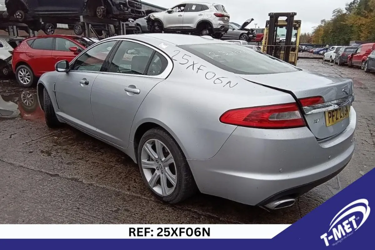 2009 JAGUAR XF BREAKING FOR PARTS - Image 3