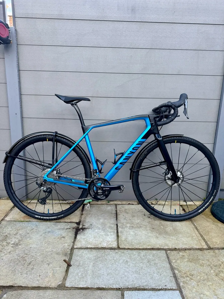 Canyon Grail CF SL 8.0 - Image 1