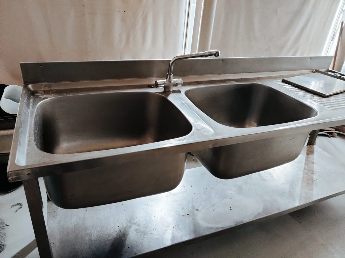 Stainless Steel Commercial kitchen fittings - Image 1