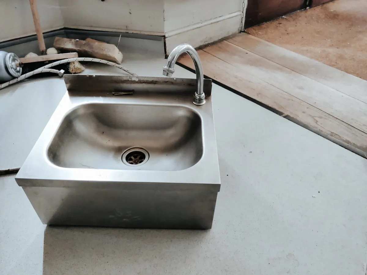 Stainless Steel Commercial kitchen fittings - Image 2