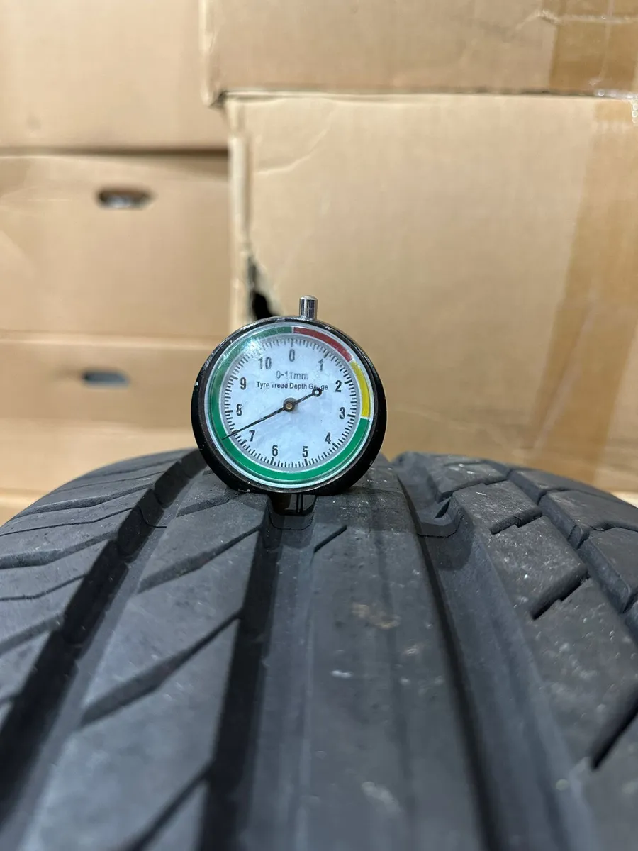 19" Genuine Ford Edge Alloy Wheels & Continental T - Image 3