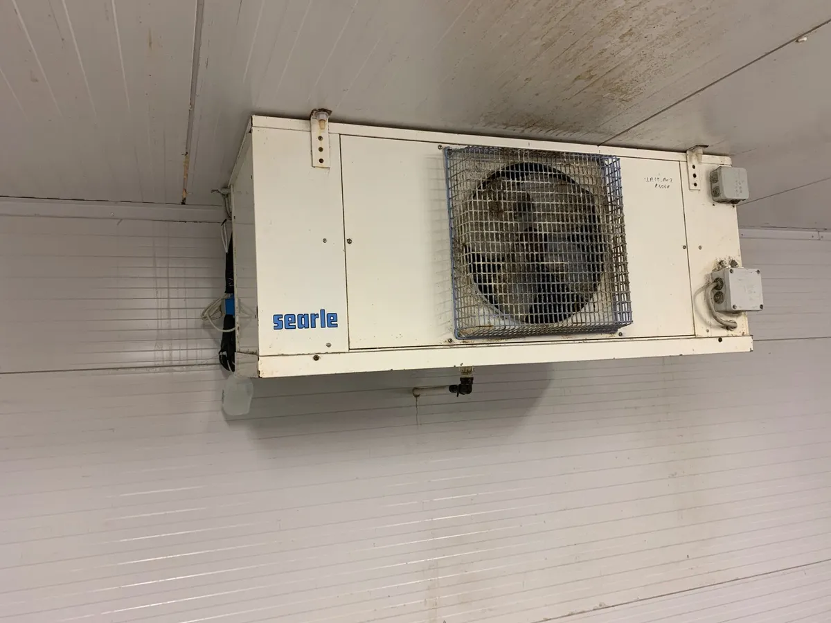 Cold Room Refrigeration Equipment 5hp 3 Phase - Image 1