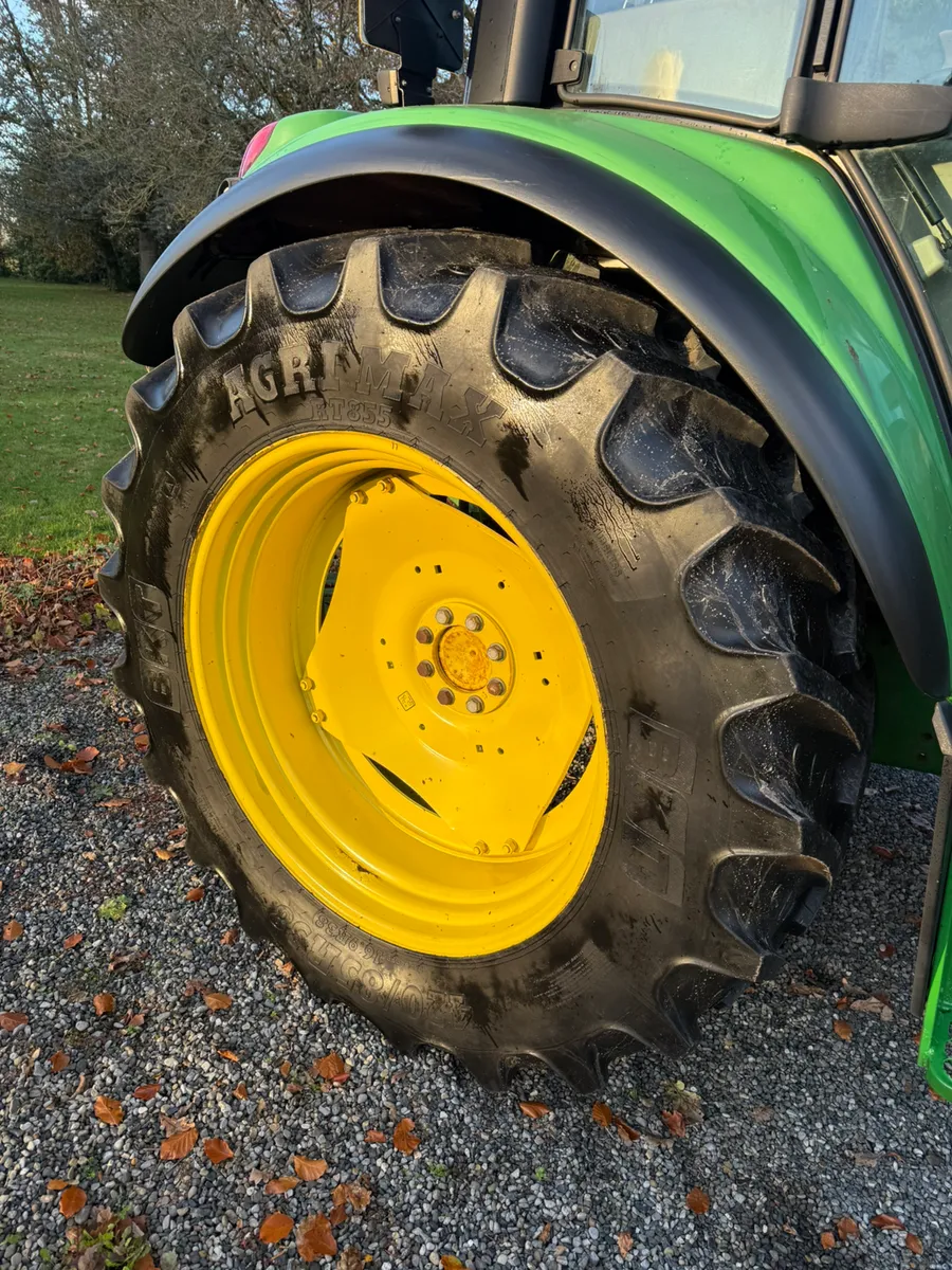 2010 John Deere 6330 P/Q 5200 hours!!! €37950 - Image 2