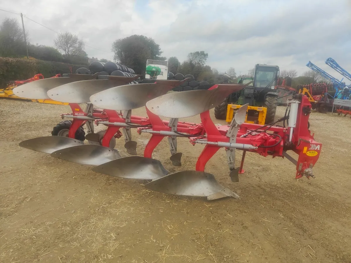 Agrolux 4 furrow reversible - Image 4
