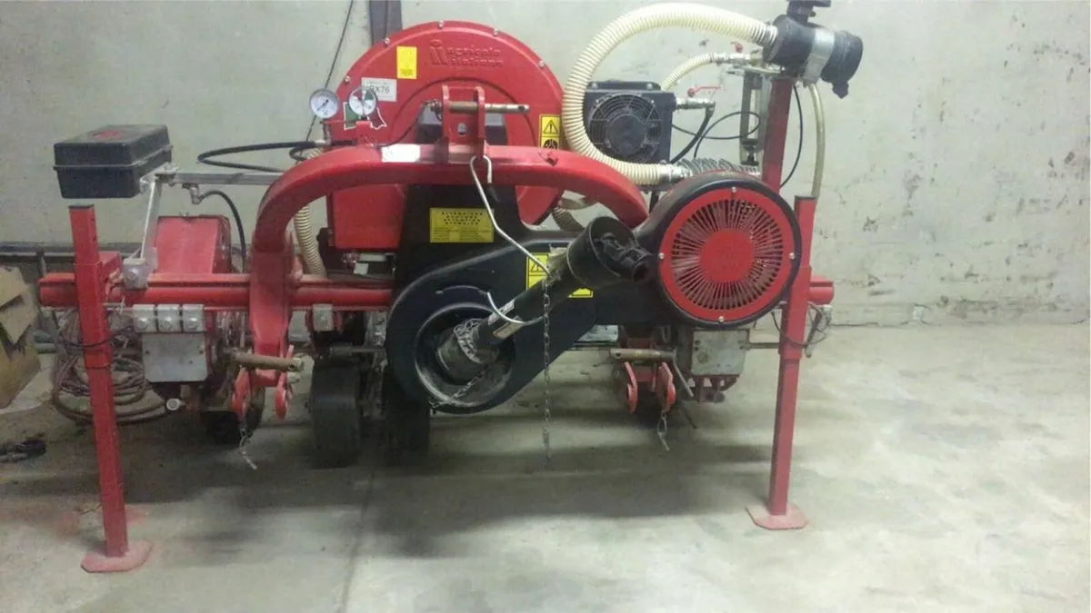 Agricola Seeder - Image 1