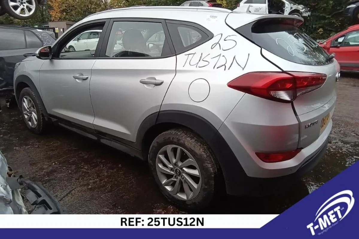 2018 HYUNDAI TUCSON BREAKING FOR PARTS - Image 1