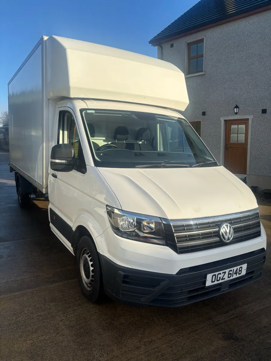 Volkswagen Crafter Box Van - Image 2