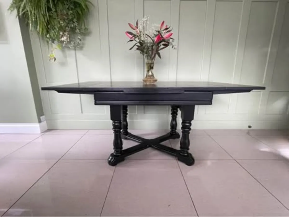 Kitchen Table - Image 1