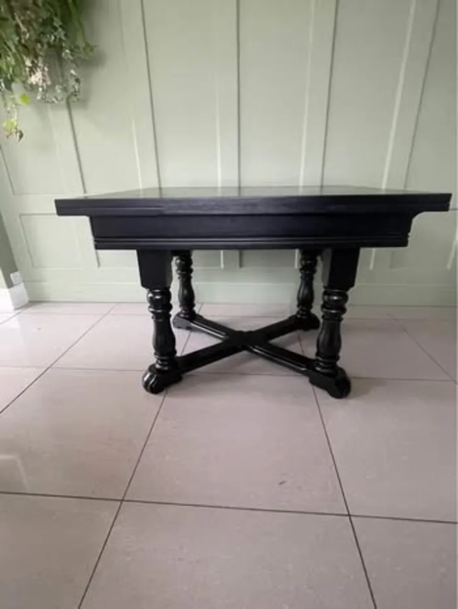 Kitchen Table - Image 2