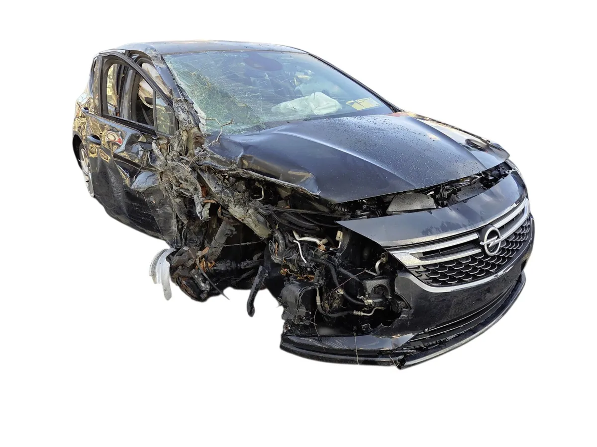 2016 OPEL ASTRA For Breaking/Dismantling - Image 1