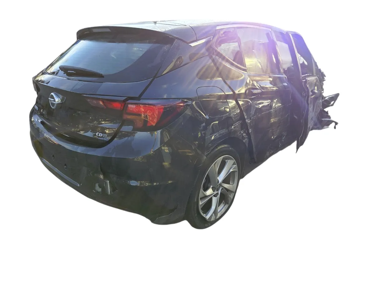 2016 OPEL ASTRA For Breaking/Dismantling - Image 3