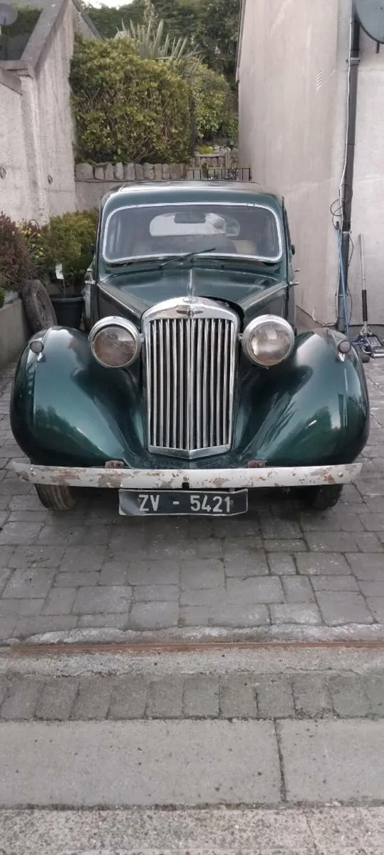 Very rare Sunbeam Talbot Sedan1948 and VW Wizard - Image 1