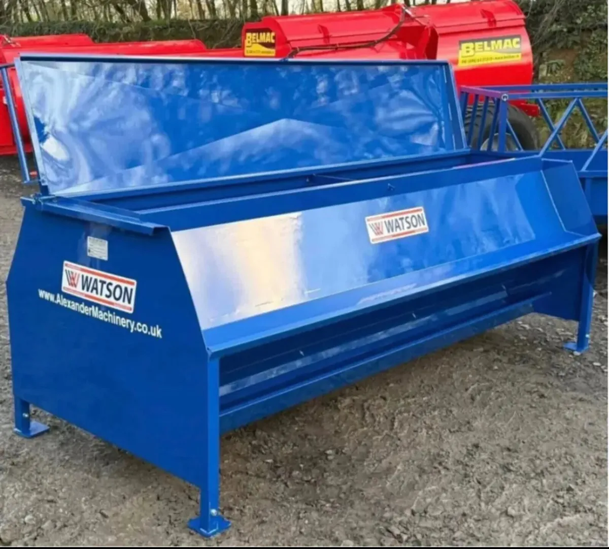 WALTER WATSON AD LIB HOGGET FEEDER - Image 4